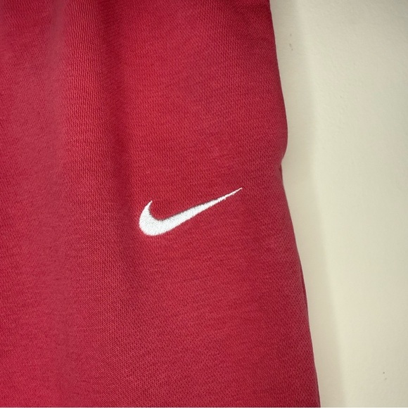 NIKE Atheleisure Pink Balloon Style Relaxed Warm Up Running Sweatpants - Picture 3 of 7